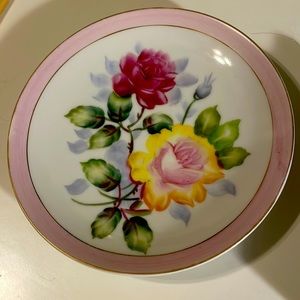 Halsey Fifth Avenue Occupied Japan 1940’s fine China saucer. To hang on wall.